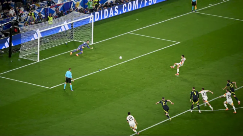 Chiến thuật, kỹ thuật và lỗi thường gặp khi đá phạt