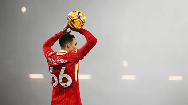 Khái niệm và phạm vi áp dụng của luật ném biên sân Mini