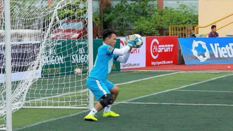 Tình huống đặc biệt và chiến thuật dành cho thủ môn